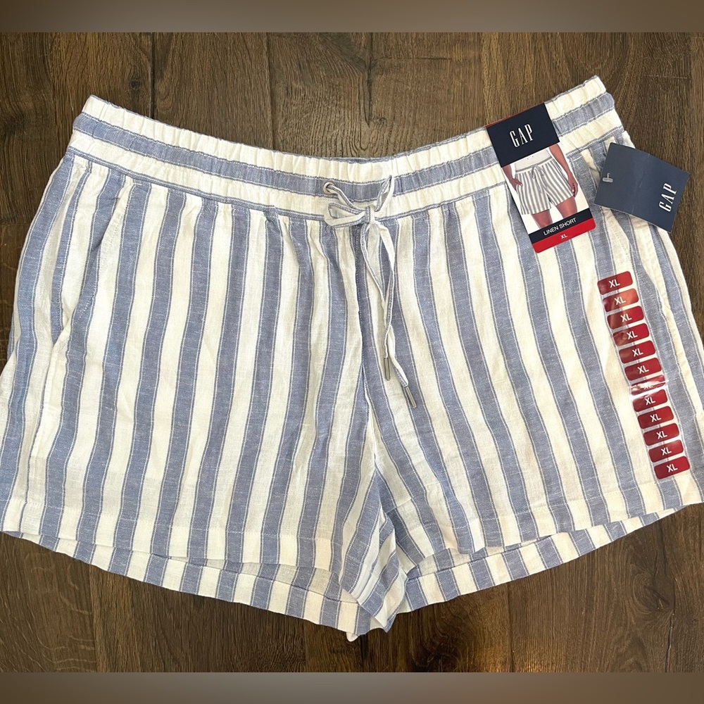 XL Blue/White Striped GAP Linen Shorts (New w/Tags)